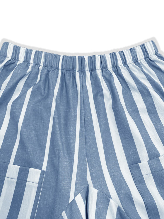 Close-up of the elastic waistband on Striped Wide Leg Pants, offering flexibility and comfort.